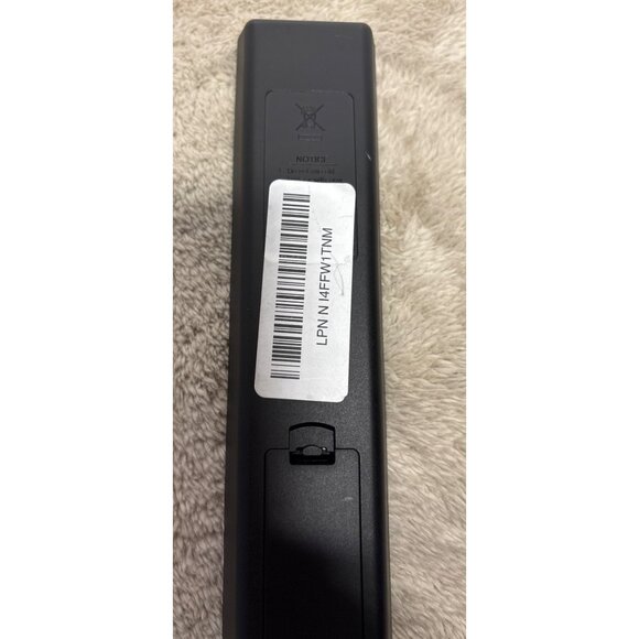 Universal TV Remote Control NH414UD With Netflix & Vudu Buttons - Picture 3 of 4